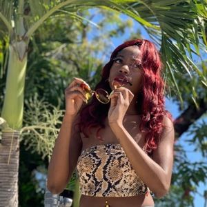 Meet your Posher, Taraja